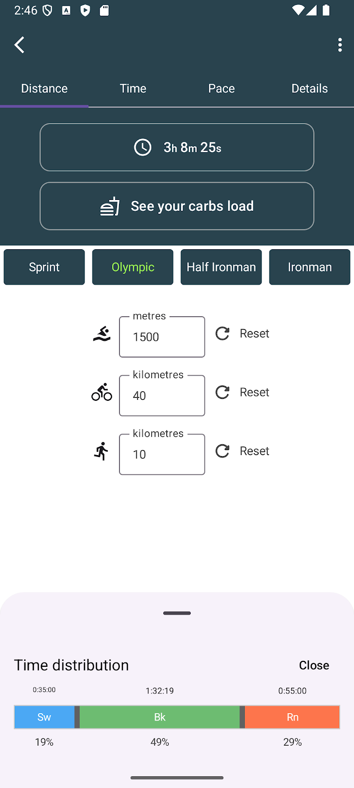Distance tab with race presets, editable leg distances and a swim/bike/run time distribution bar